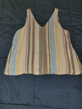 Striped V-Neck Sleeveless Tank Top in Multicolor Sz Lg